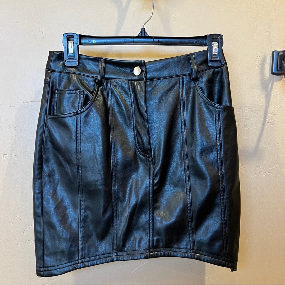 Leather Skirt 🖤